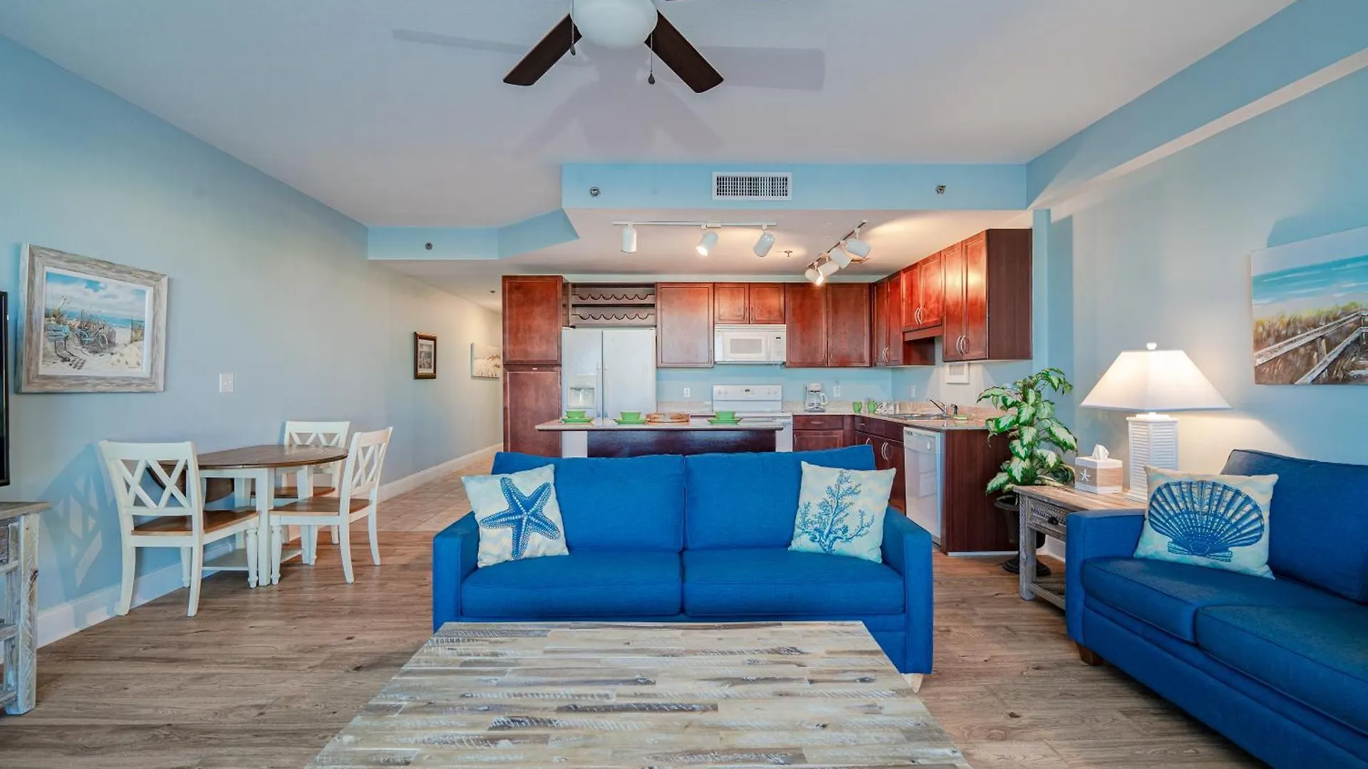 Дом отдыха Laketown Wharf #119 By Nautical Properties Панама-Сити